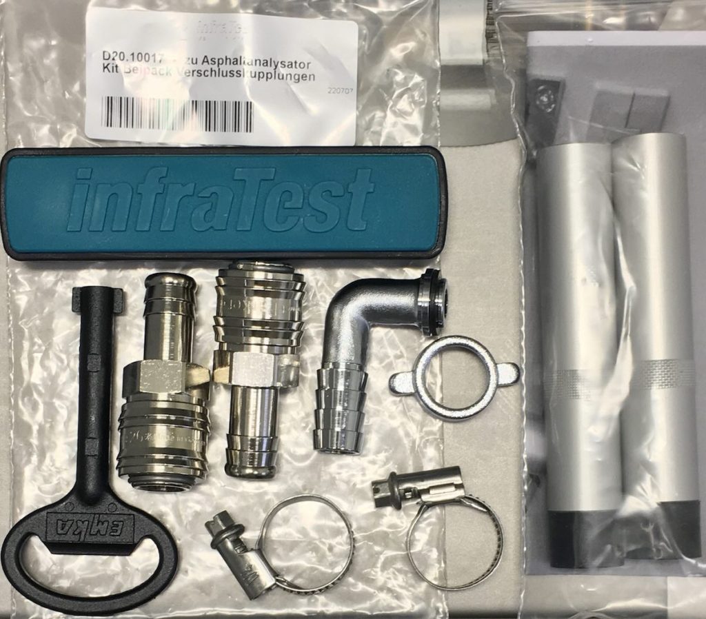 Kit d’accessoires livré avec l’AsphaltAnalysator